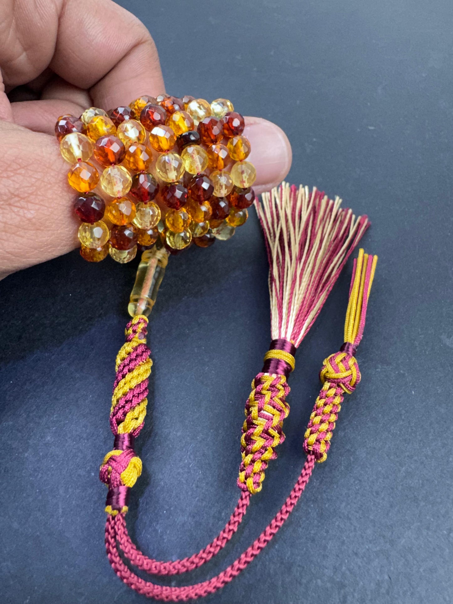 مسباح كهرمان روسي طبيعي