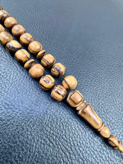 مسباح خشب العود