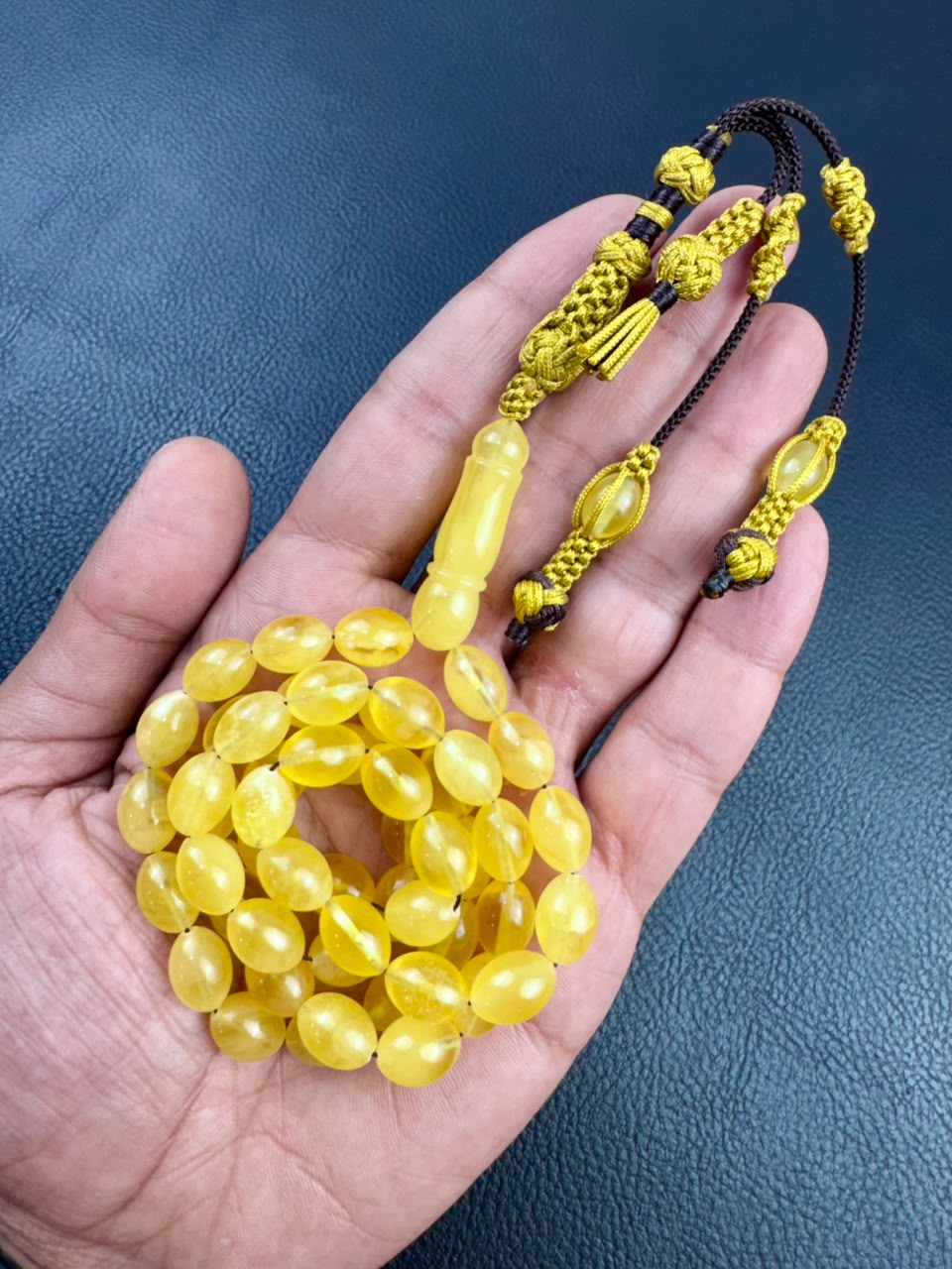 مسباح كهرمان كالينغرادي طبيعي