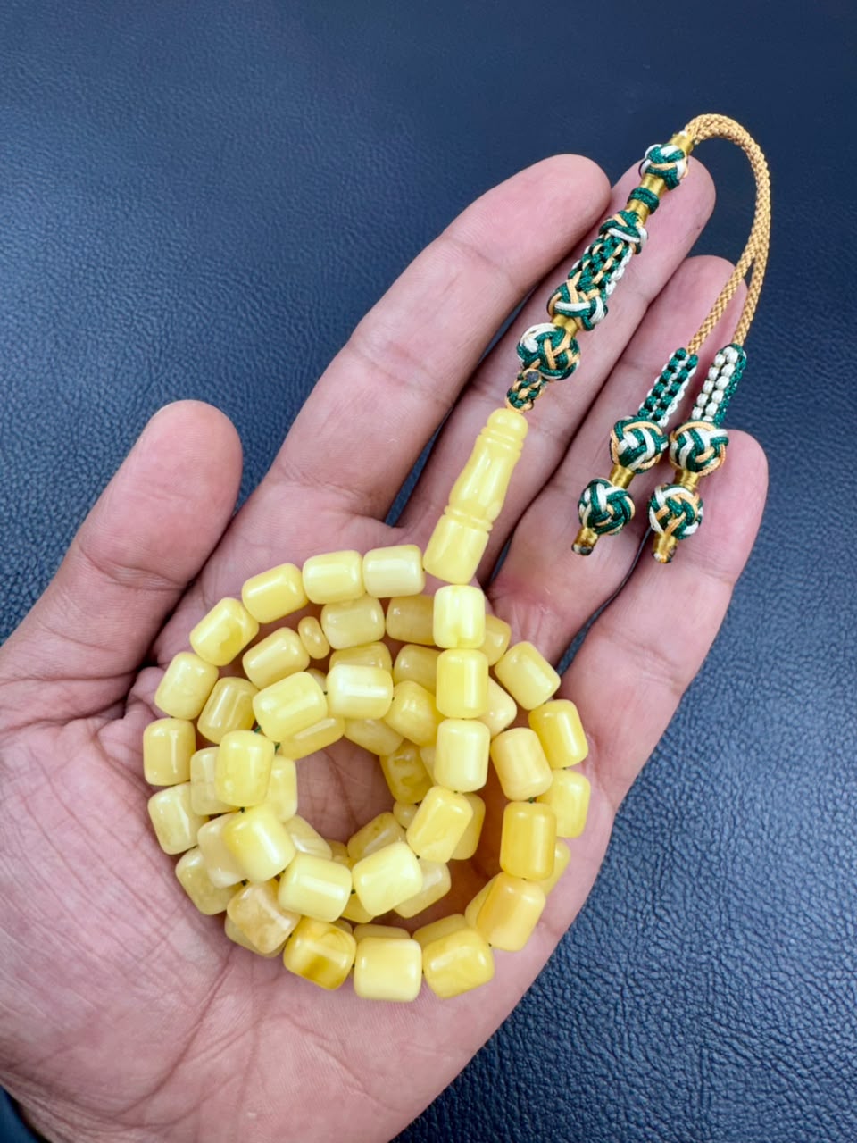 مسباح كهرمان كالينغرادي