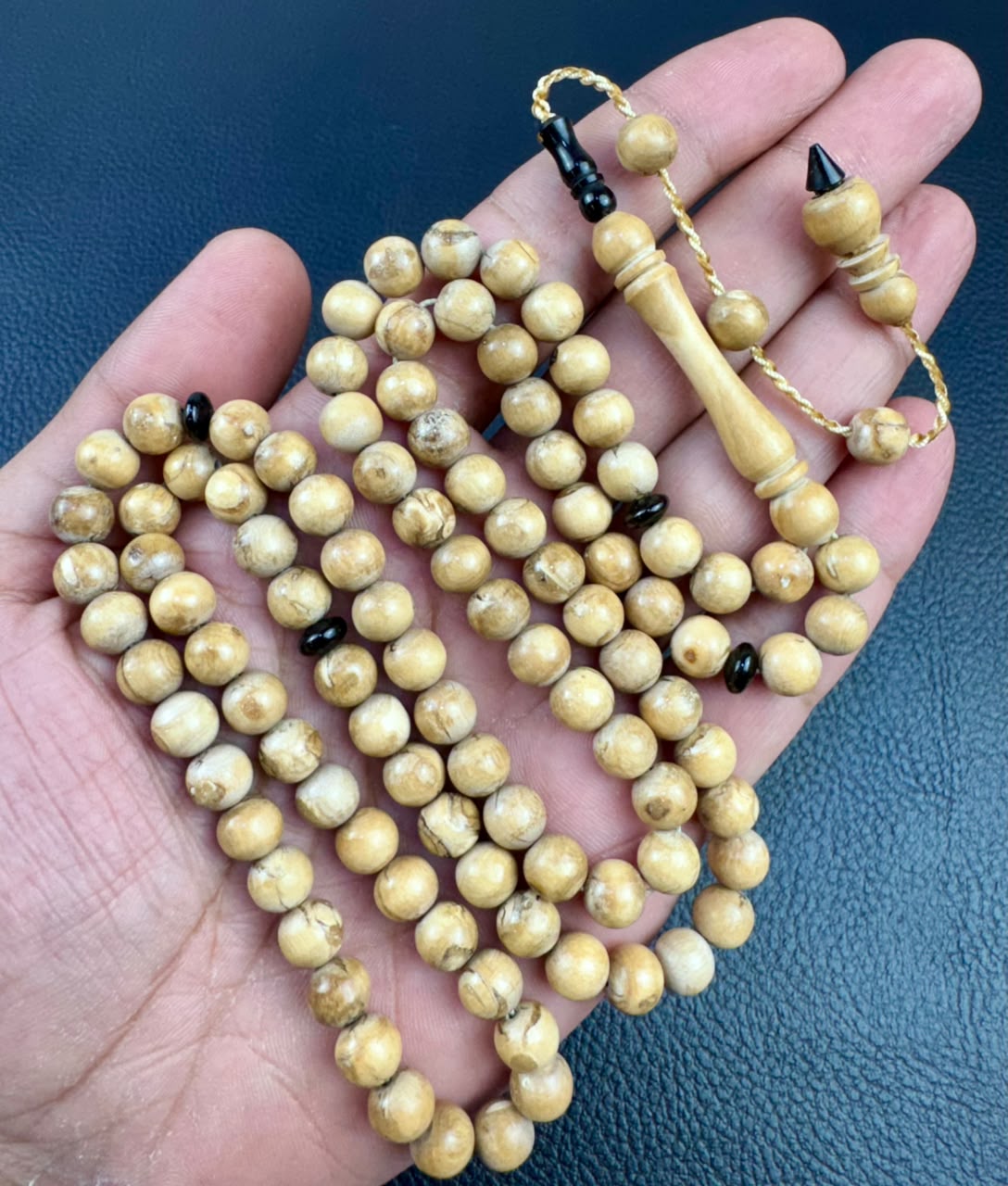 مسباح يسر طحيني